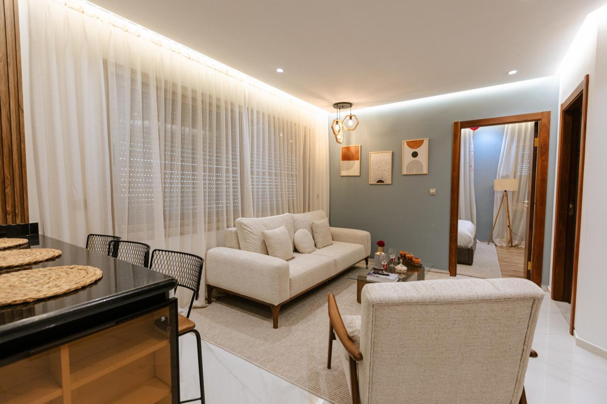 Marina View Residence Luxurious Studio Retreat With Stunning Ocean Views 1 Double Bedroom, 1 Convertible Couch Tanger Eksteriør billede